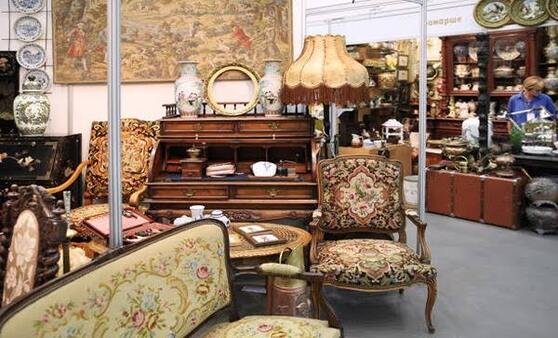 تصنيف الاثاث وعرضة للبيع